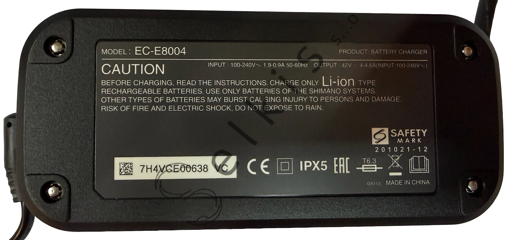 Battery charger (4A) Shimano EC-E8004-1, built-in AC power cable for EU, without adapter (SM-BTE60)
