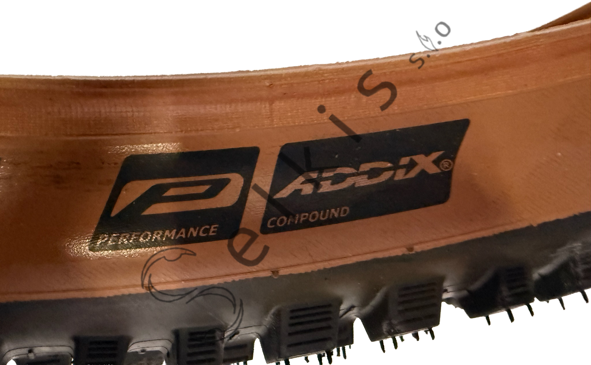 Tyre Schwalbe Nobby Nic Performance Folding Bronze Skin 62-622 HS602